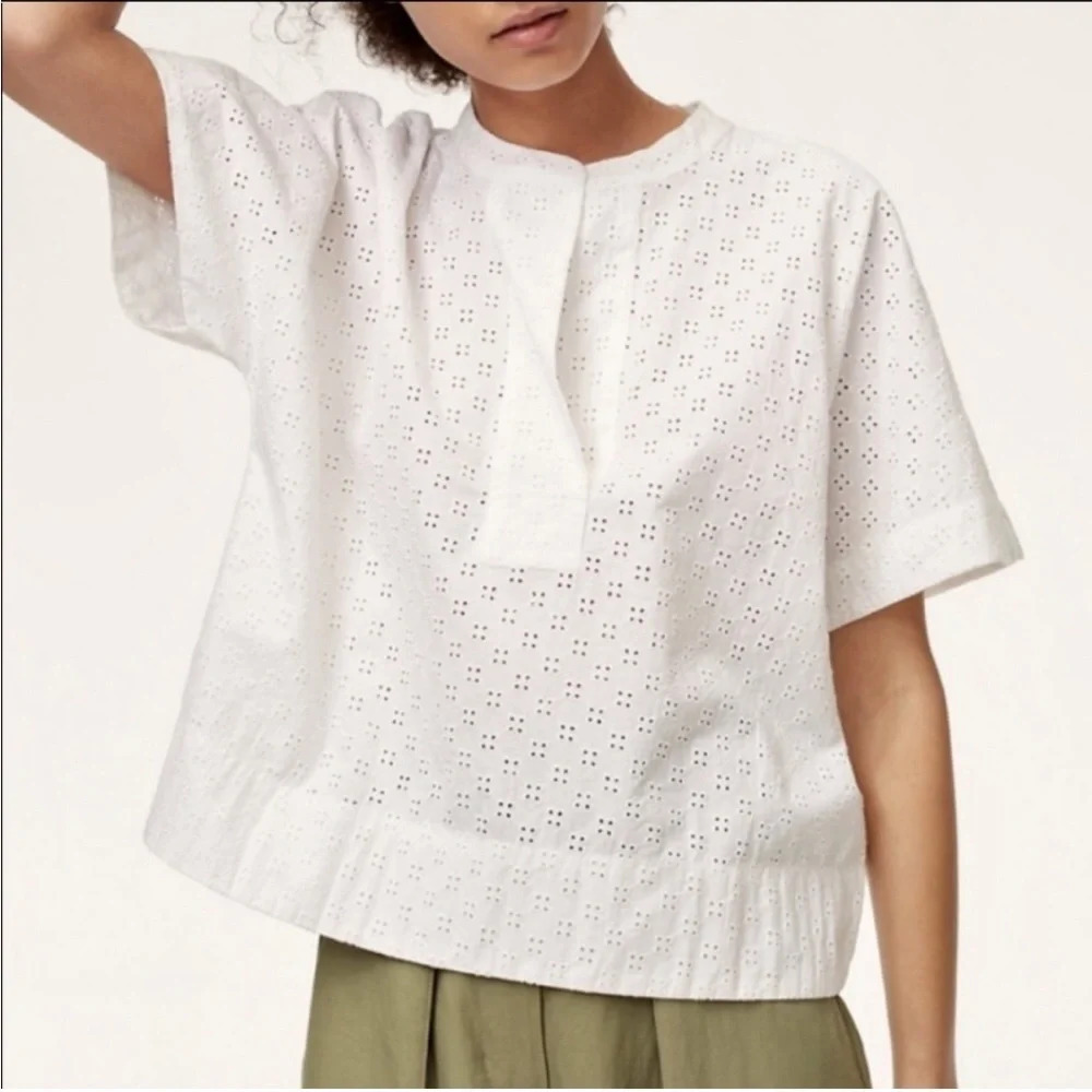 Aritzia Wilfred Loren blouse, size  XXS, eyelet cotton embroidered shirt